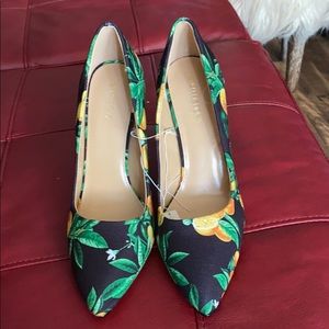 Shoes lemon pumps heels shower